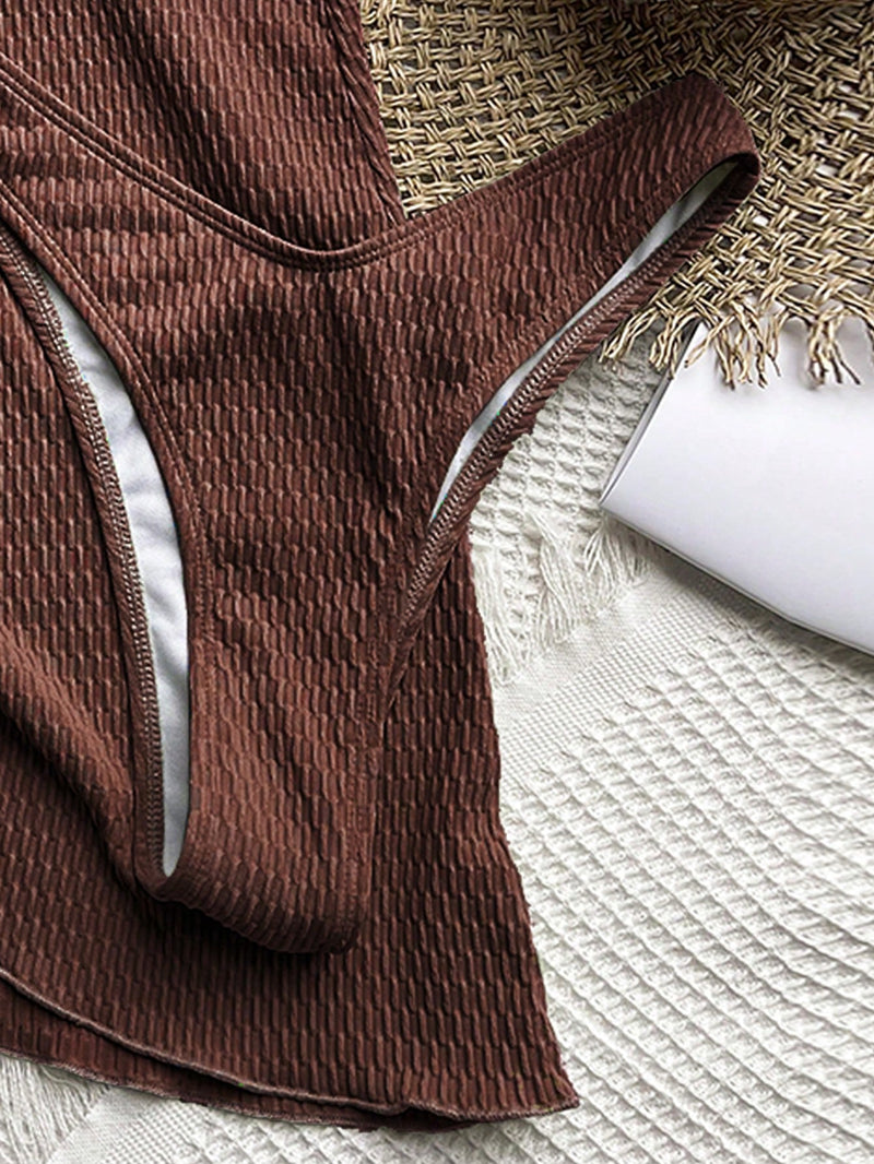 Conjunto Biquíni Halter Com Bojo Push-Up E Saída De Praia Combinando