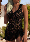 Maiô Em Renda Floral Com Saia Transparente E Fenda Lateral