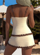 Tankíni Franzido Com Babados Contrastantes E Laço Lateral