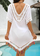 Saída de Praia com Crochê Colorido e Franjas Charmosas