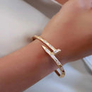 BRACELETE ZIRCONIA PREGO COM FAIXAS OVAIS CRAVEJADAS