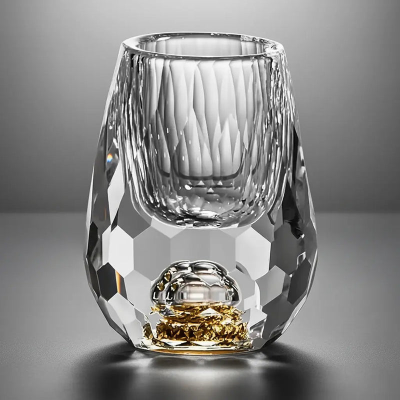 Copo Diamante Luxo com Fundo Duplo e Lascas Douradas para Baijiu, Licor, Cachaça, Tequila e Shots